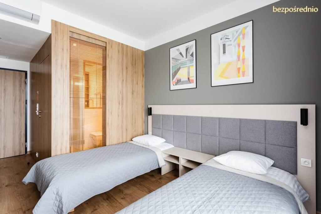 Nowy I Komfortowy W Warszawie Z Dedykowanym Parkingiem Podziemnym W Cenie, Wifi, Blisko Centrum New In Finished To A High Specification Fitted Out To A High Standard On The 7th Floor, Wifi, Underground Parking Price Includ Apartament *