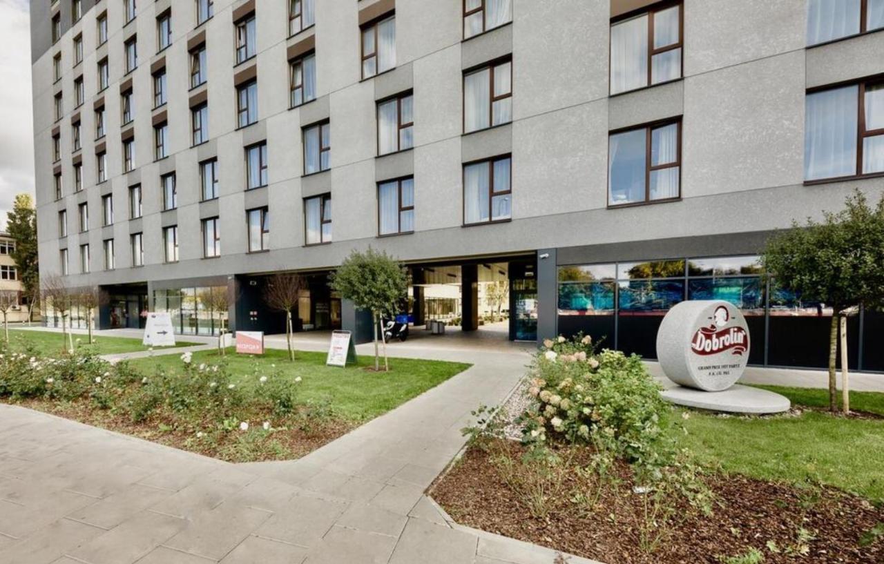 Apartament Nowy I Komfortowy W Warszawie Z Dedykowanym Parkingiem Podziemnym W Cenie, Wifi, Blisko Centrum New In Finished To A High Specification Fitted Out To A High Standard On The 7th Floor, Wifi, Underground Parking Price Includ *